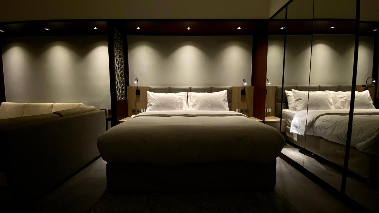Sitara Hotel Apartment Dubai Esterno foto
